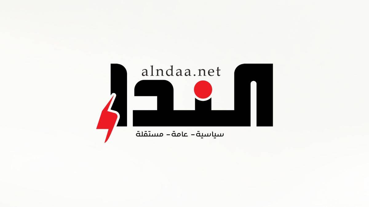 بيتهُ أول مدرسة أخرجت للناسْ ولايجدُ سبيلاً لتعليم ابنِهْ.. عبدالله حسنْ... وحيداً تحتَ ظلِ شجرة!! - يحي هائل سلام
