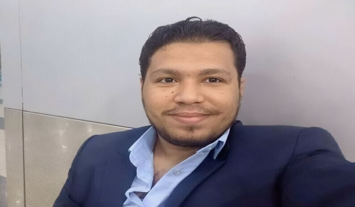 الكشف عن إصابة الصحفي أحمد ماهر نتيجة التعذيب