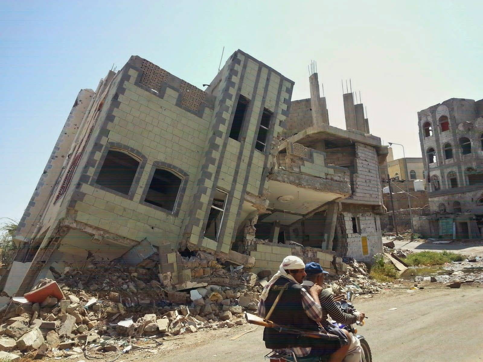 لا مدينة تخلق من رحم القبيلة