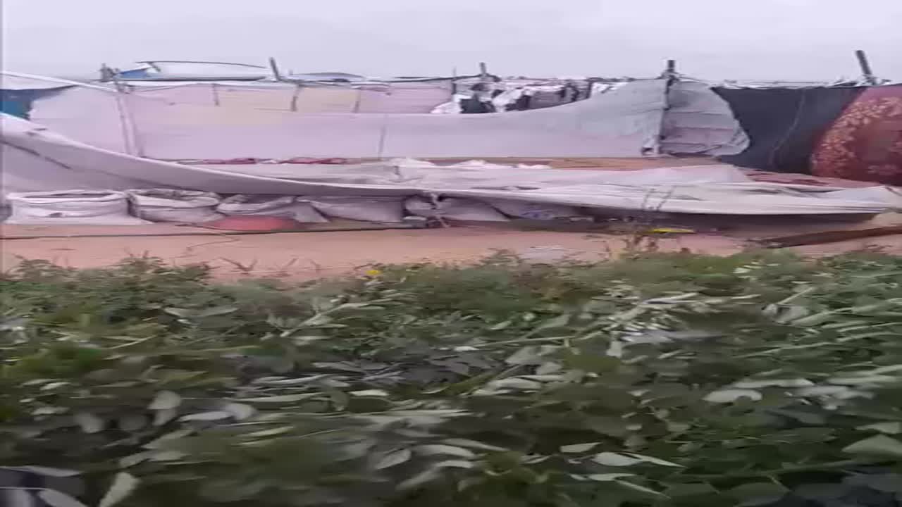 سراب على حافة الأفق